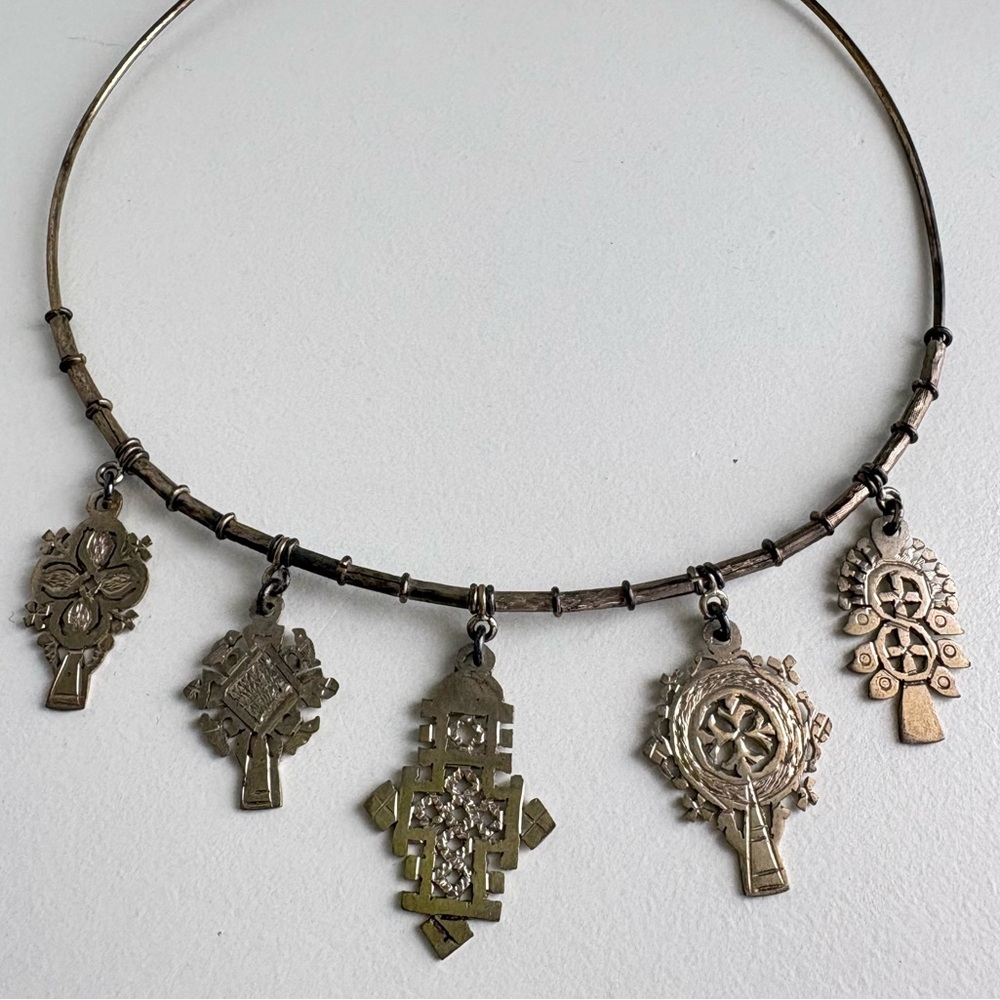 Vintage Sterling silver Hand wrought Multi Cross Charm Choker collar necklace - Picture 6 of 16